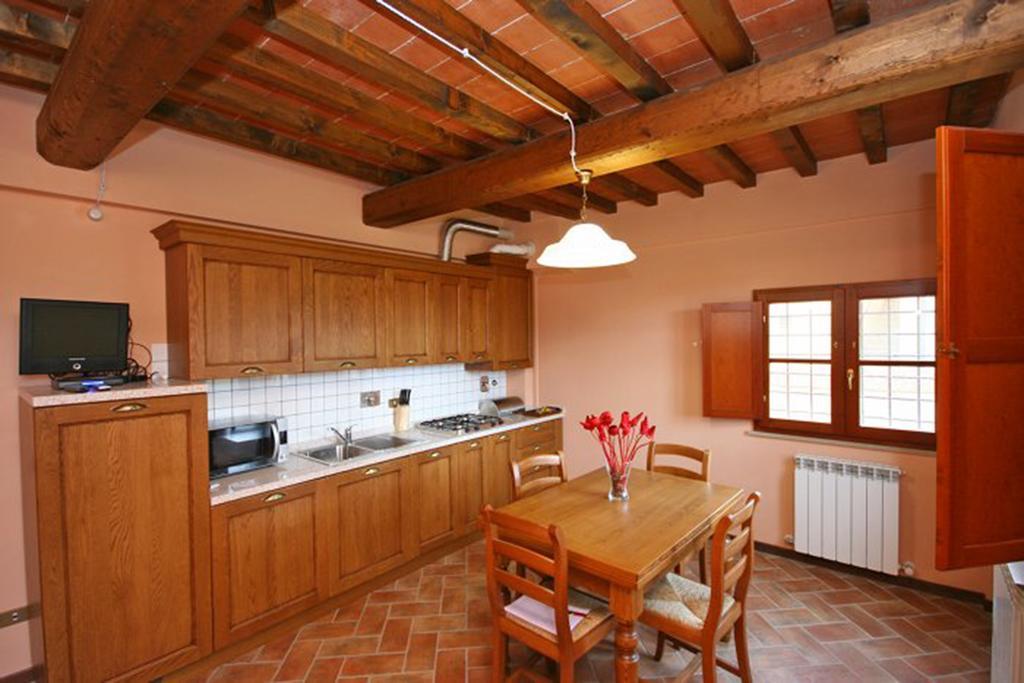 Tuscany Country Apartments Гамбаси Терме Екстериор снимка
