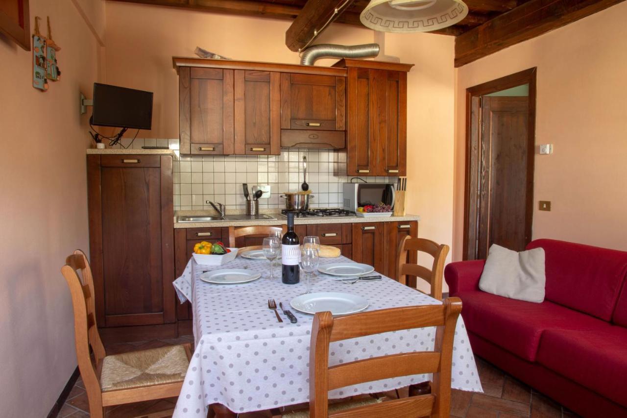 Tuscany Country Apartments Гамбаси Терме Екстериор снимка