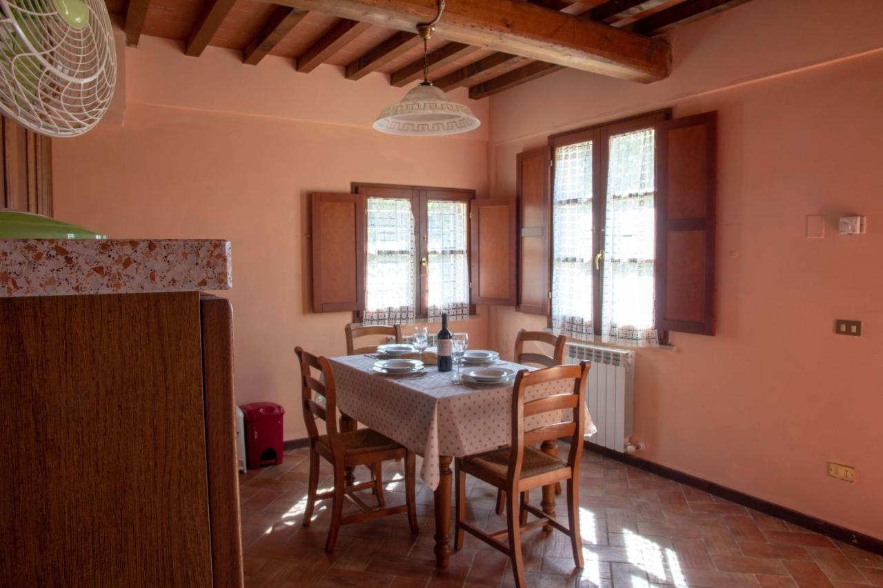 Tuscany Country Apartments Гамбаси Терме Екстериор снимка