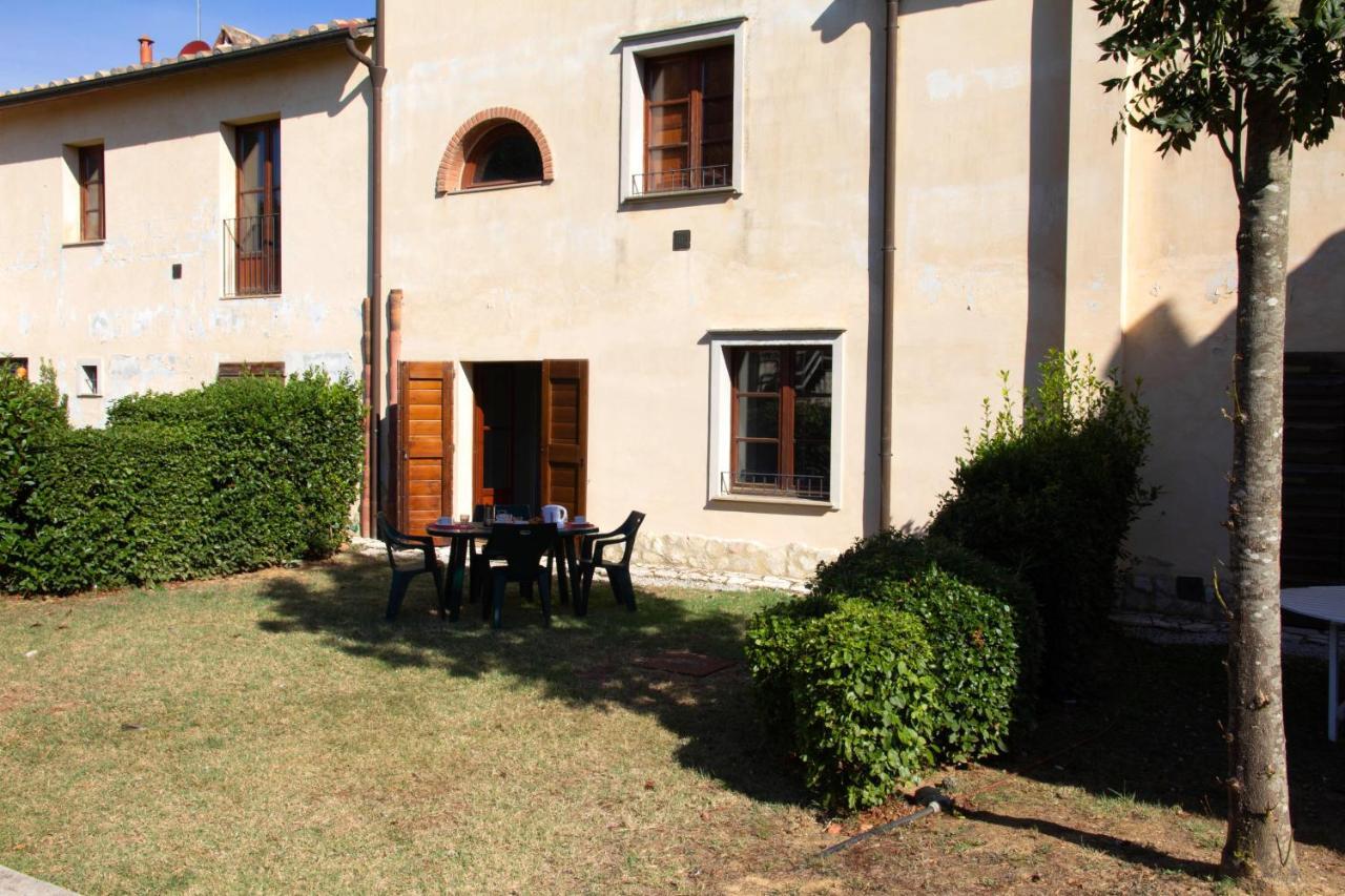 Tuscany Country Apartments Гамбаси Терме Екстериор снимка
