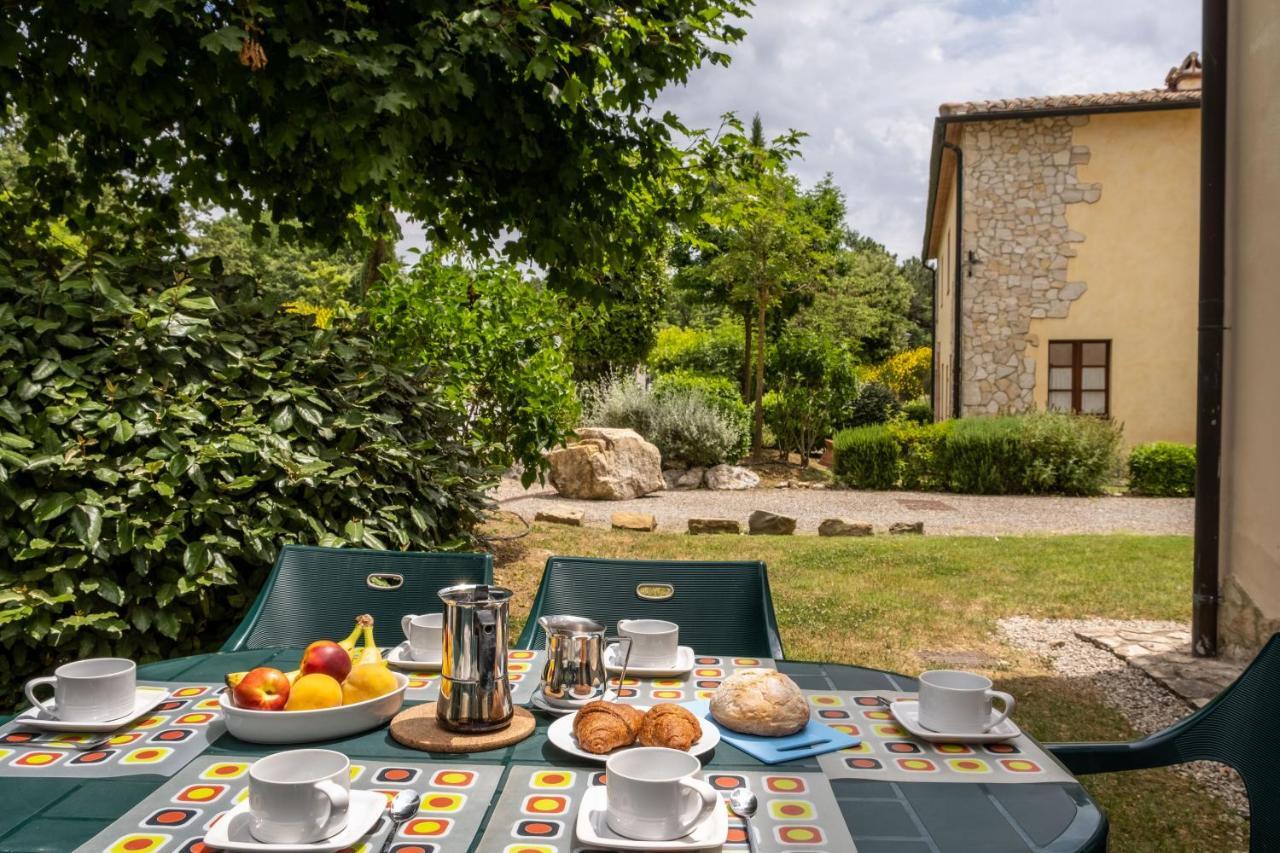 Tuscany Country Apartments Гамбаси Терме Екстериор снимка